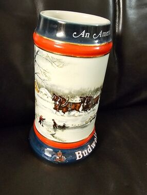 Budweiser Clydesdale Vintage 1990 Holiday Stein Red White & Blue Beer Stein EUC
